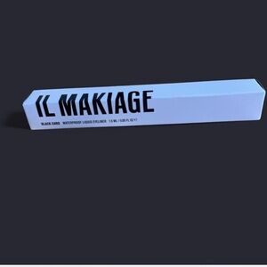 IL MAKIAGE Black Card Liquid Eyeliner
